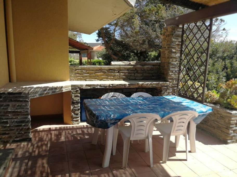 L' Elicriso, A Pochi Passi Dal Mare Con Giardino Privato - The Elicriso, A Few Meters From The Sea, With Private Garden Appartement Stintino Buitenkant foto