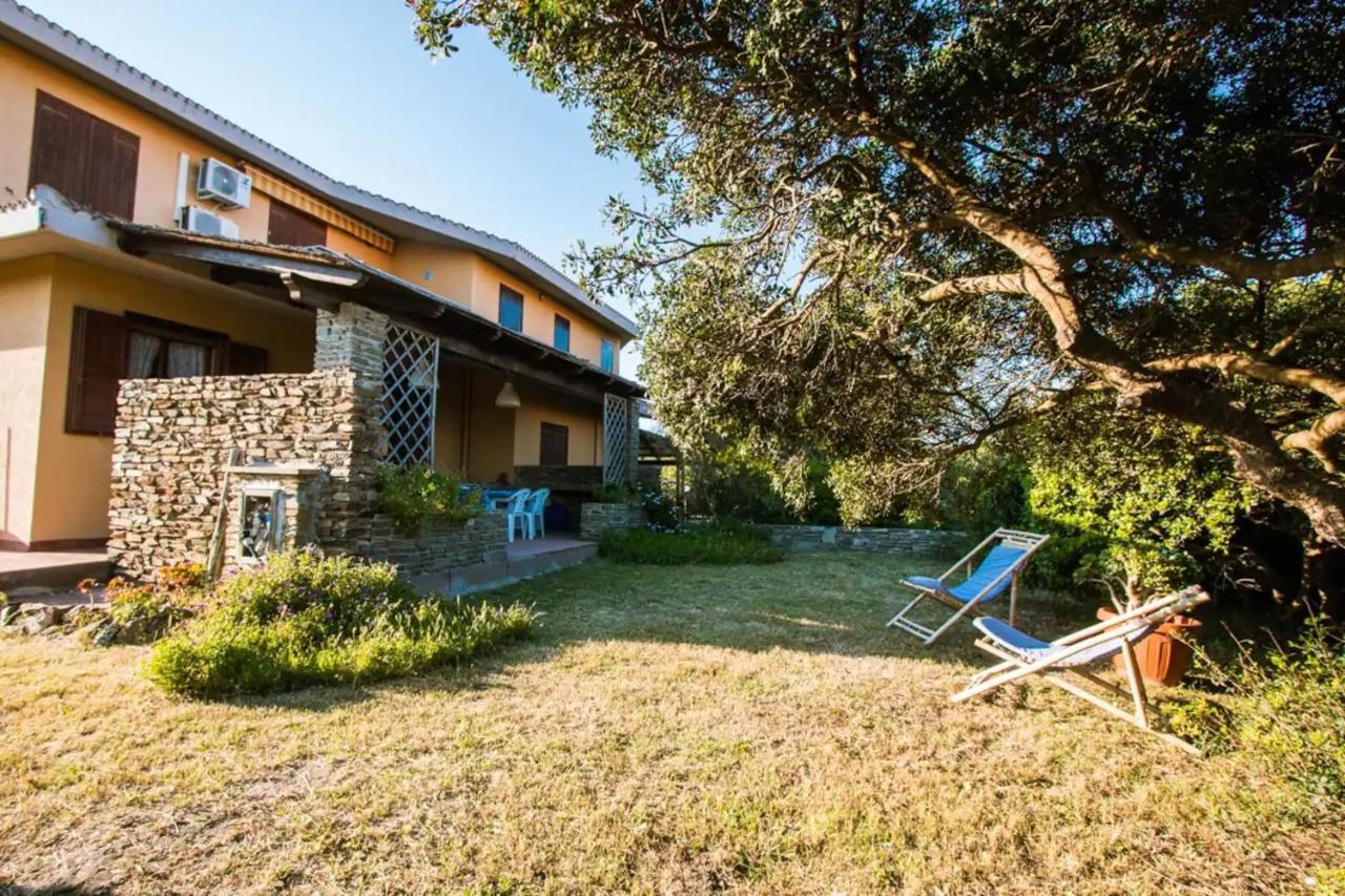 L' Elicriso, A Pochi Passi Dal Mare Con Giardino Privato - The Elicriso, A Few Meters From The Sea, With Private Garden Appartement Stintino Buitenkant foto